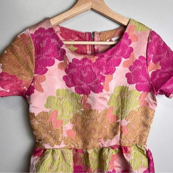 KOKO Pink Floral Patterned Designer Short Sleeve Dress Size Small EUC - Picture 2 of 6